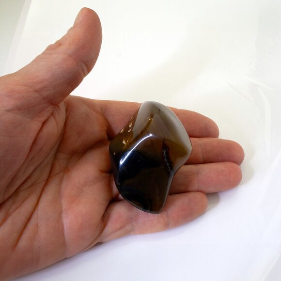 Polished Fossilized Amber Stone, Palm Piece, House Warming Gift, 27.1 grams - Picture 5 of 6